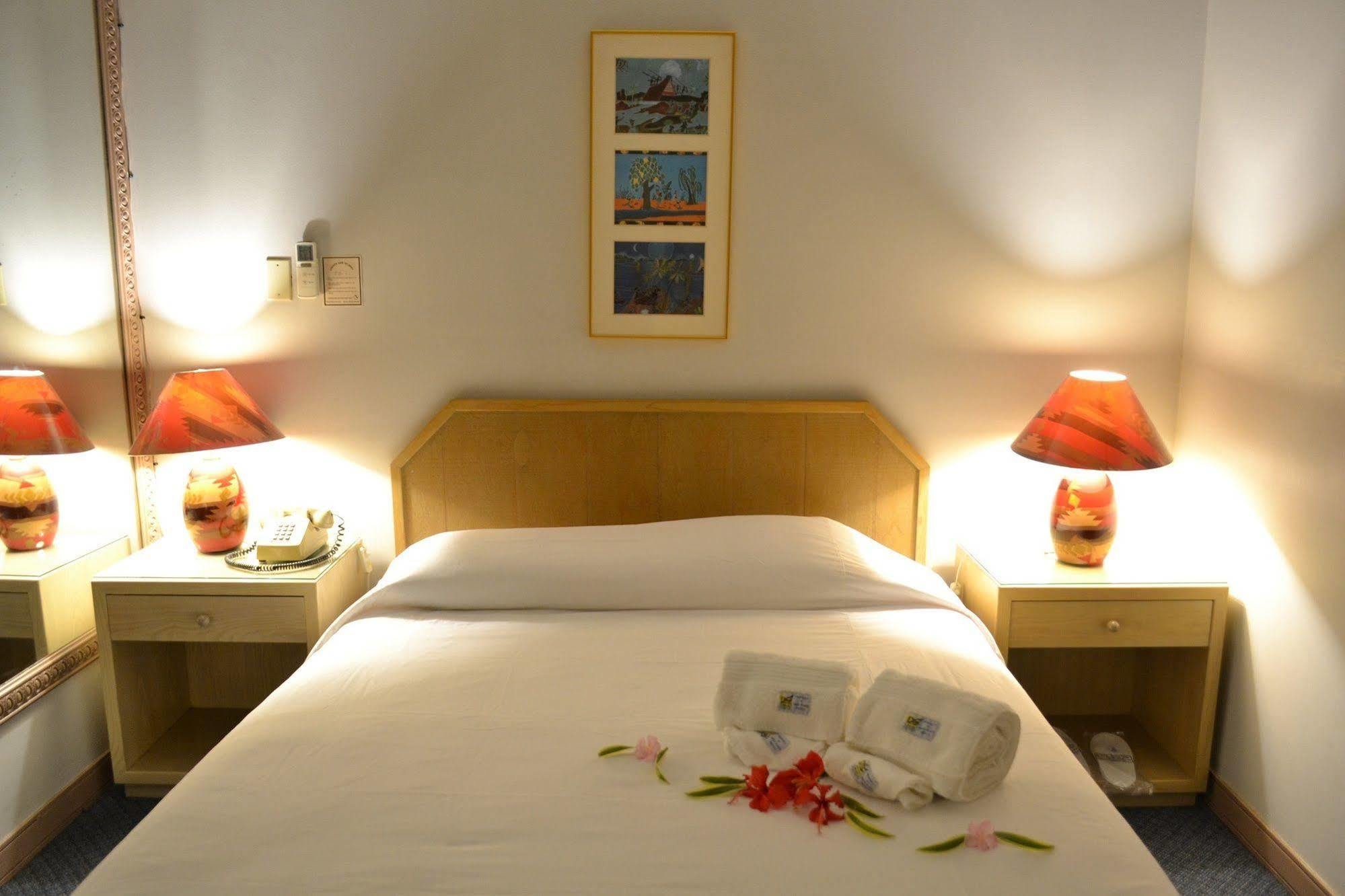 West Plaza Desekel Hotel Koror Ngoại thất bức ảnh