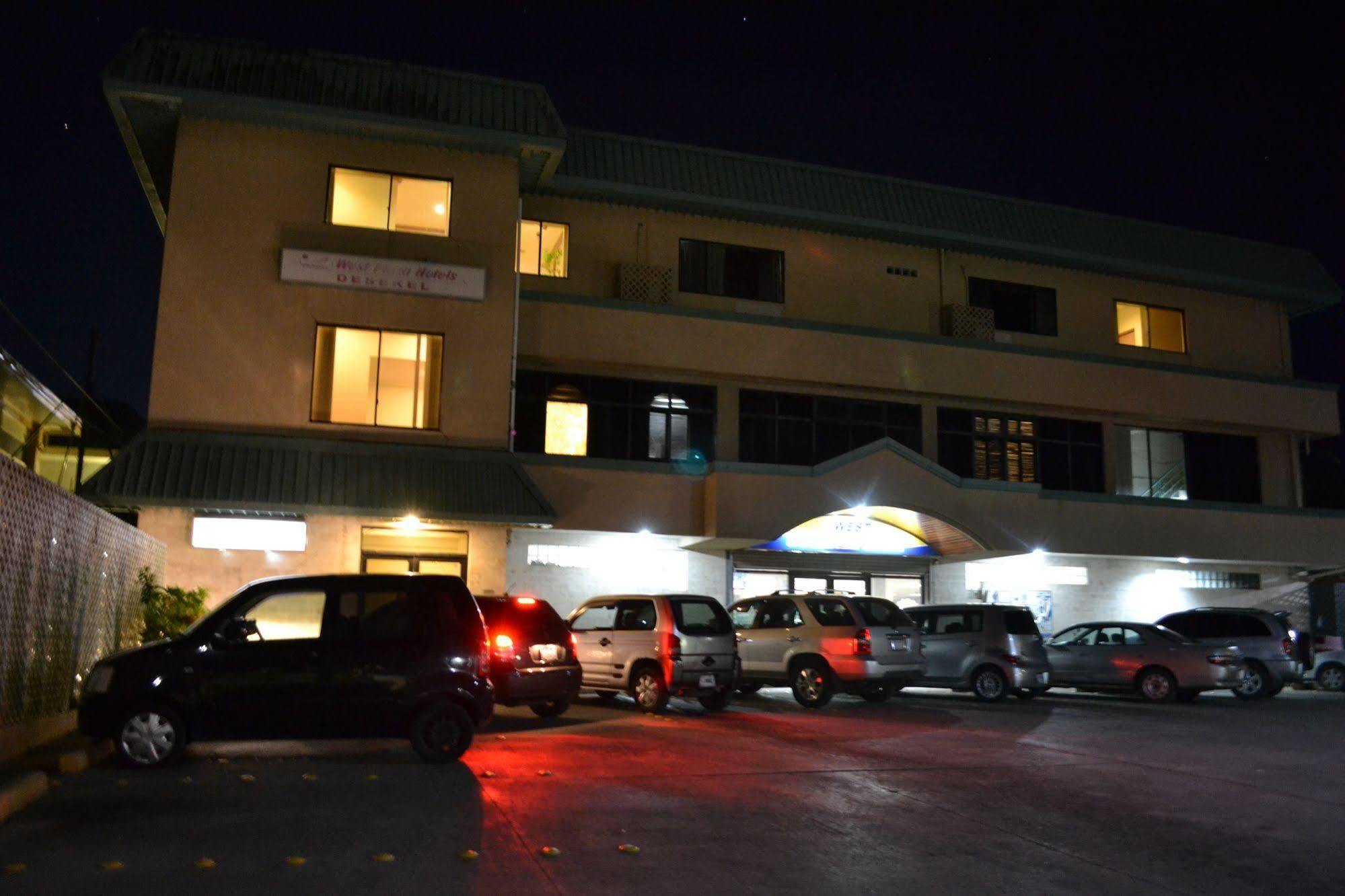 West Plaza Desekel Hotel Koror Ngoại thất bức ảnh